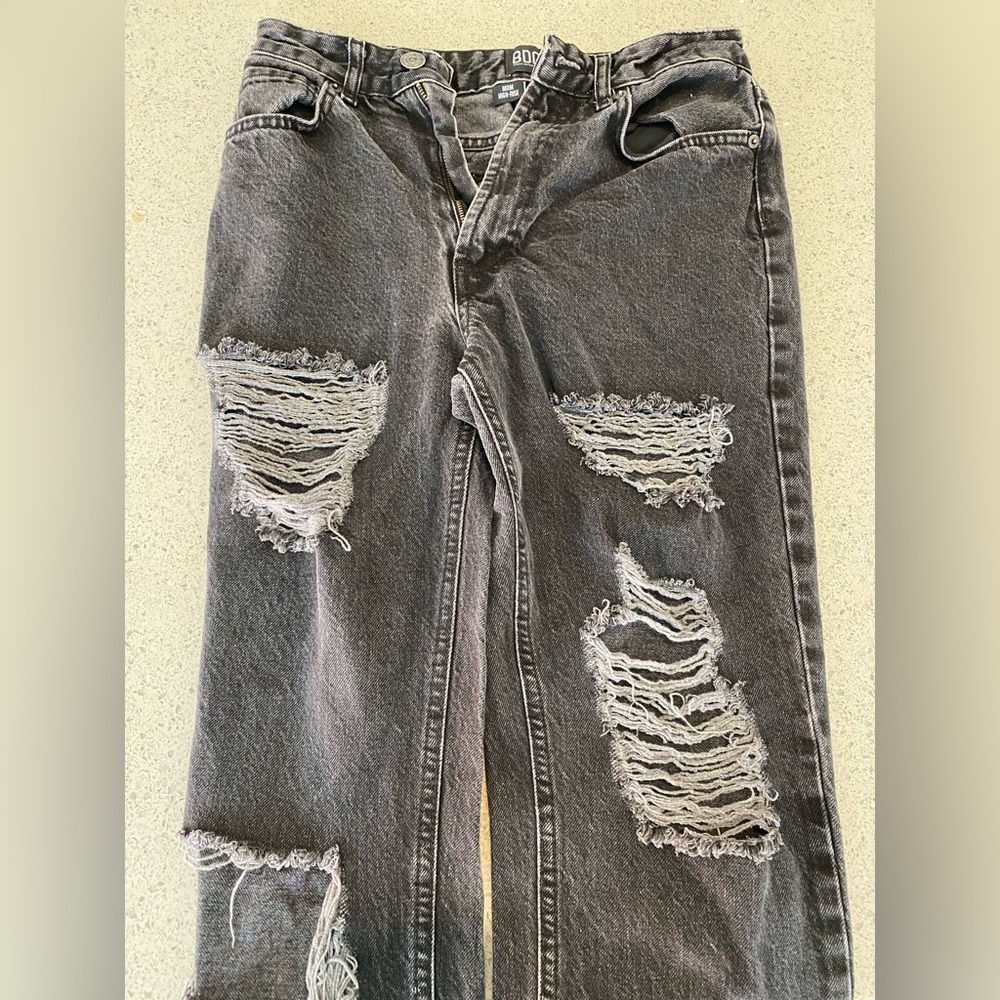 Urban Outfitters Black Mom High-Rise Jeans